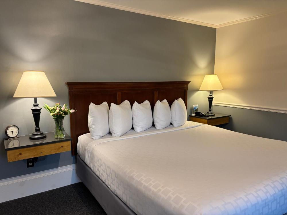 SHERWOOD MOTEL